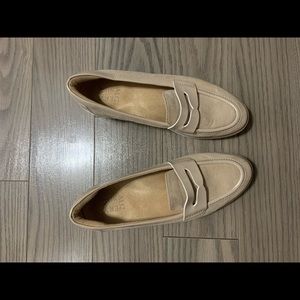 Naturalizer slip on shoes
